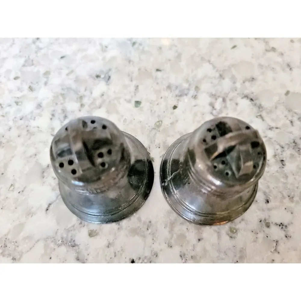 Blecher USA Salt and Pepper Shakers Vintage Liberty Bell Heavy.‎